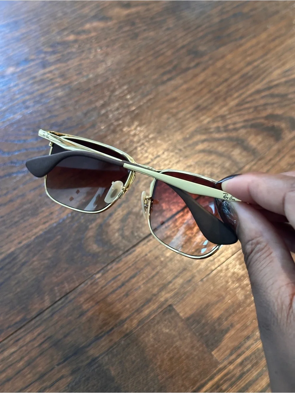 Ray-Ban Gold Frame Brown Gradient Sunglasses - Classic Cat-Eye Style